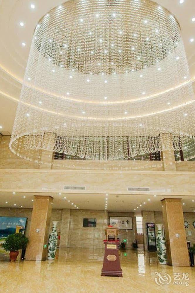 Splendid Oriental Business Hotel Tianjin Buitenkant foto