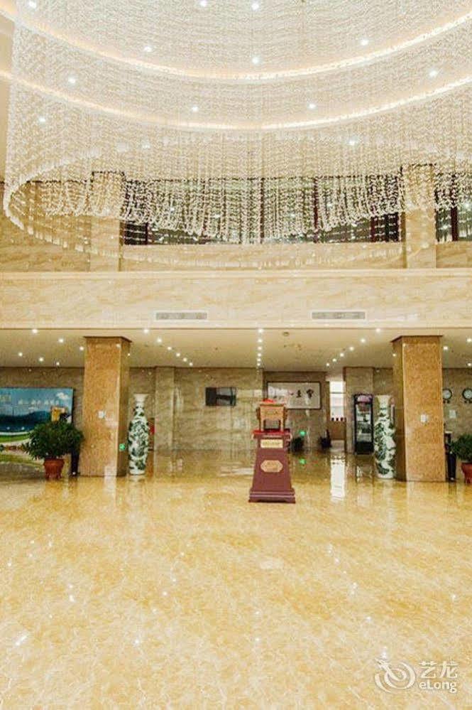 Splendid Oriental Business Hotel Tianjin Buitenkant foto