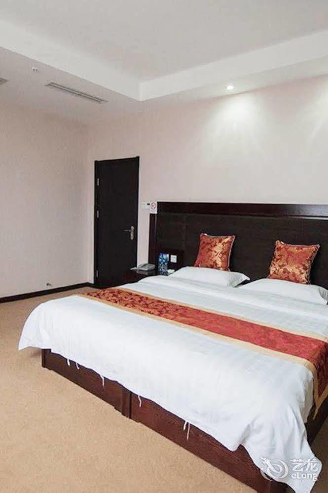 Splendid Oriental Business Hotel Tianjin Buitenkant foto